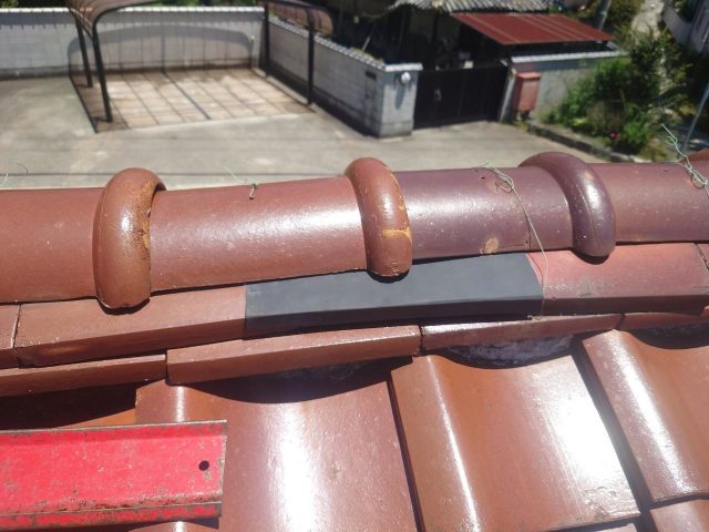 姫路市でのし瓦をガルバリウム鋼板製平板で補修